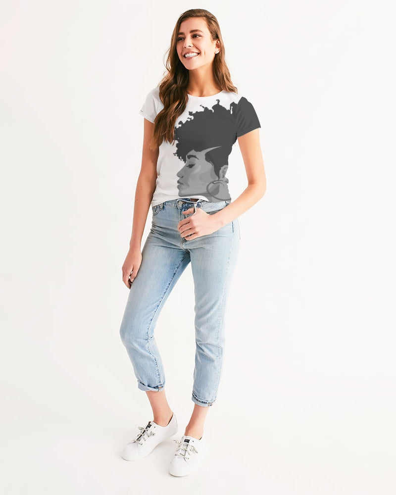 By Sabrina Trend Tee (Fitted)